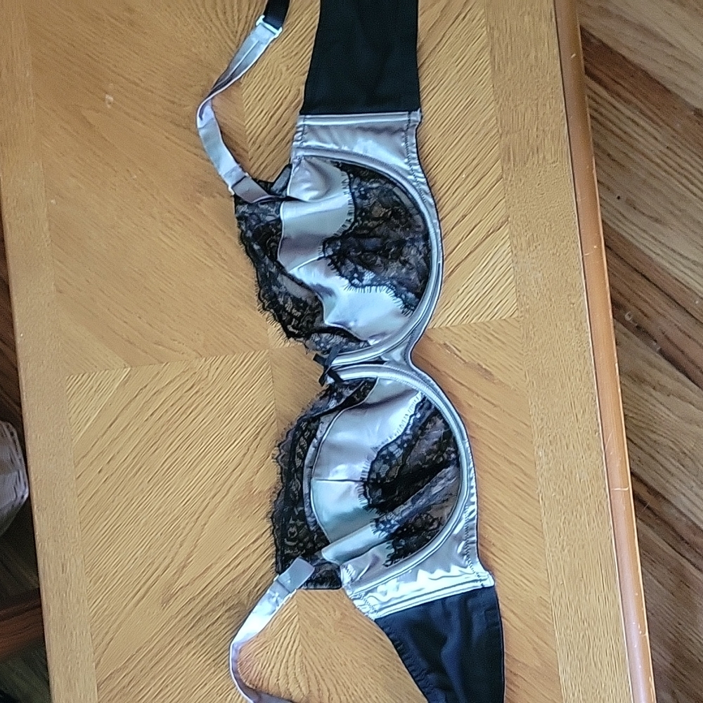Bar cacique 42DDD black silver lace silky